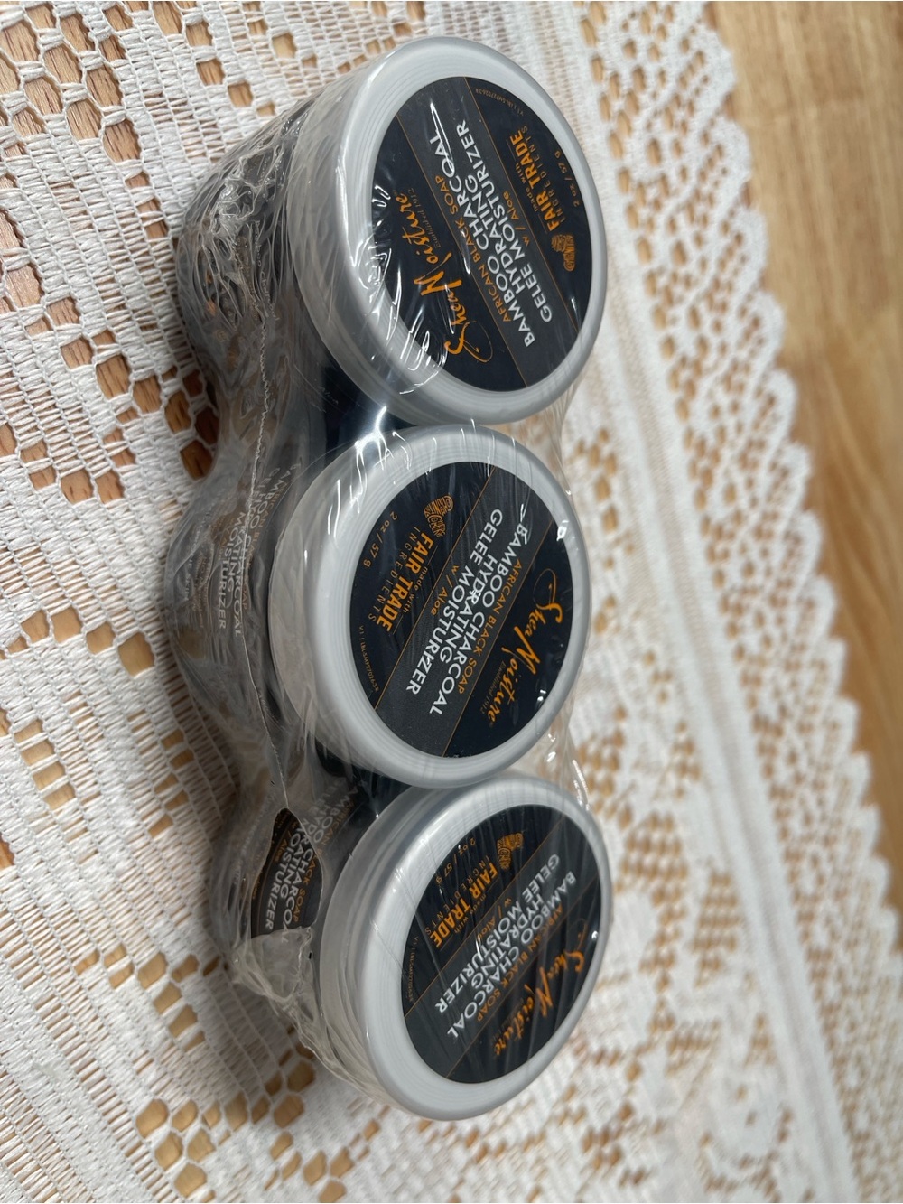 Shea Moisture Bamboo Charcoal Hydrating Gelee Moisturizer - Black and White